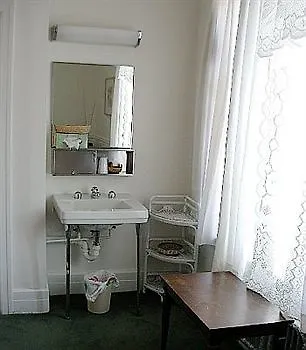 ** Estalagem Bienvenue B&B Montréal Canadá